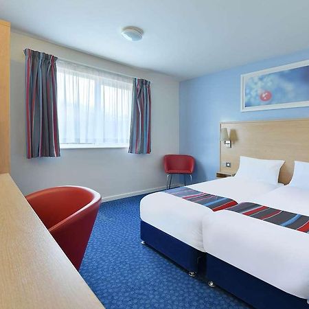 Travelodge Newbury Tot Hill Cameră foto